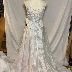 Dave & Johnny Elegant Cream Gown